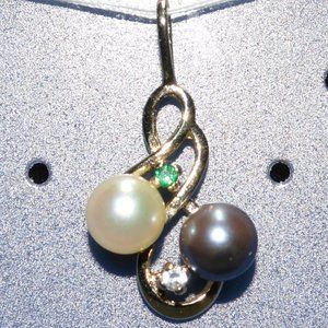 Double Infinity Necklace Charm with Cream and Black Pearls